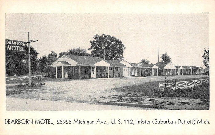 Villager Inn (Dearborn Motel) - Old Postcard